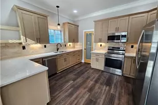 198 Wellington St SW, Atlanta, GA 30314 - Photo 9