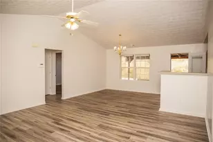 425 Shenandoah Ct, Winder, GA 30680 - Photo 7