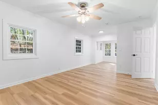 85 N Greenwood Dr, Carrollton, GA 30117 - Photo 35