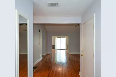 1113 Capital Club Circle NE, Brookhaven, GA 30319 - Photo 9