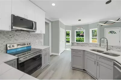 3439 Twin Village Court, Snellville, GA 30039 - Photo 3