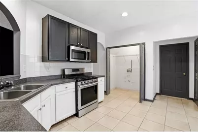 3960 Medlock Park Drive, Snellville, GA 30039 - Photo 9