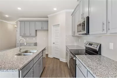 5611 Chickory Drive, Flowery Branch, GA 30542 - Photo 7