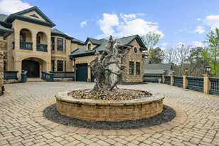 9005 Hayes Dr, Gainesville, GA 30506 - Photo 3