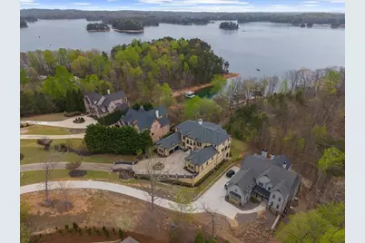 9005 Hayes Drive, Gainesville, GA 30506 - Photo 19