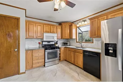 3492 Vista Heights Way SW, Lilburn, GA 30047 - Photo 15