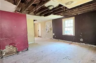 7074 Hammond Way, Lithonia, GA 30058 - Photo 5