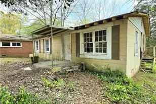 7074 Hammond Way, Lithonia, GA 30058 - Photo 3