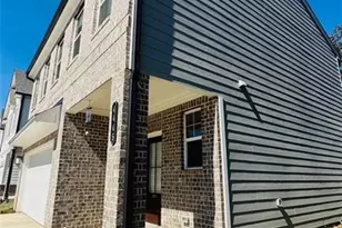 4445 Buttonwood Ln, Lilburn, GA 30047 - Photo 3