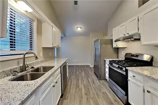 1809 River Rock Trail, Woodstock, GA 30188 - Photo 5