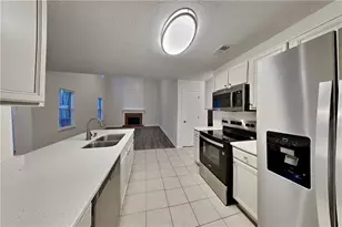 1593 Pinebreeze Dr, Marietta, GA 30062 - Photo 5