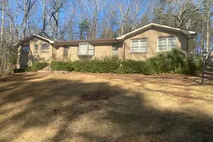 1390 Heatherland Dr SW, Atlanta, GA 30331 - Photo 1