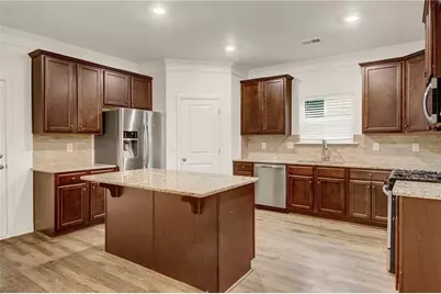 5665 Valley Loop, Fairburn, GA 30213 - Photo 3