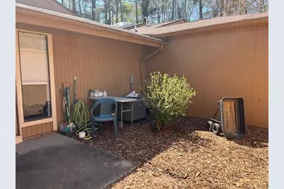 831 Lake Hollow Boulevard SW, Marietta, GA 30064 - Photo 7