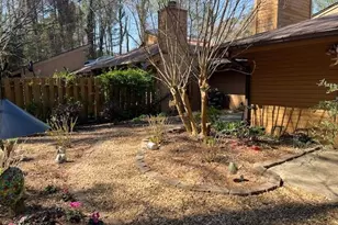 831 Lake Hollow Blvd SW, Marietta, GA 30064 - Photo 7