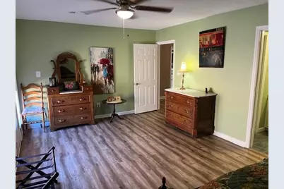 831 Lake Hollow Boulevard SW, Marietta, GA 30064 - Photo 5