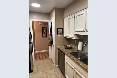 831 Lake Hollow Boulevard SW, Marietta, GA 30064 - Photo 3