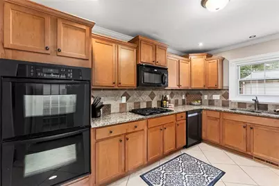 455 Freyer Drive NE, Marietta, GA 30060 - Photo 9