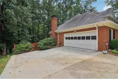 718 Haralson Drive SW, Lilburn, GA 30047 - Photo 3