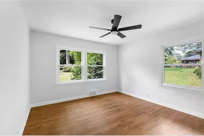 2233 Clairmont Road NE, Atlanta, GA 30329 - Photo 19