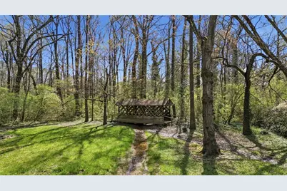 2092 Powers Ferry Trace SE, Marietta, GA 30067 - Photo 19