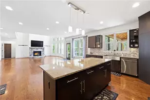 5068 Bentwater Ln SW, Lilburn, GA 30047 - Photo 27