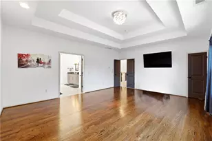 5068 Bentwater Ln SW, Lilburn, GA 30047 - Photo 15