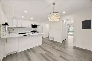 3298 Abbeywood Dr, Decatur, GA 30034 - Photo 1