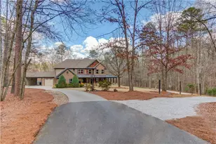 245 Lakeshore Dr, Jefferson, GA 30549 - Photo 3