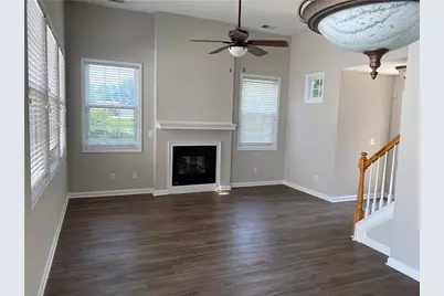 736 Bedford, Woodstock, GA 30188 - Photo 3
