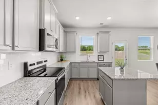 107 Maplewood Ln, Conyers, GA 30094 - Photo 7