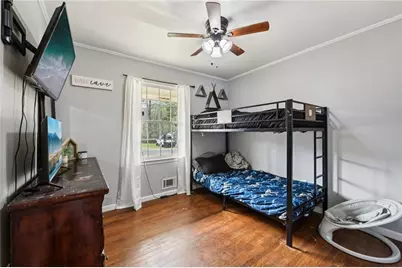 8165 Laurel Drive, Covington, GA 30014 - Photo 13