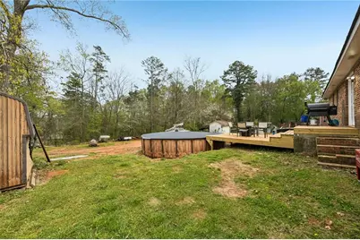 8165 Laurel Drive, Covington, GA 30014 - Photo 17