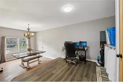 8165 Laurel Drive, Covington, GA 30014 - Photo 9