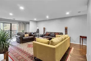 1114 Pine Heights Dr, Atlanta, GA 30324 - Photo 13