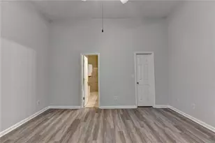 1075 Prestonwood Dr, Lawrenceville, GA 30043 - Photo 27