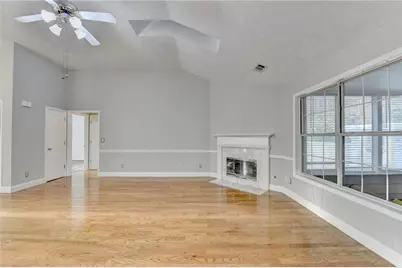 1075 Prestonwood Drive, Lawrenceville, GA 30043 - Photo 11