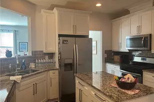 5545 Bright Cross Wy, Suwanee, GA 30024 - Photo 9