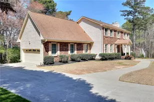 2913 Melton Ct, Lilburn, GA 30047 - Photo 3