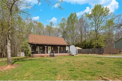 91 Oak Hill Drive NE, White, GA 30184 - Photo 3