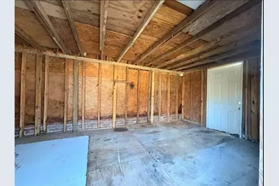 17 Collins Road, Carrollton, GA 30116 - Photo 15