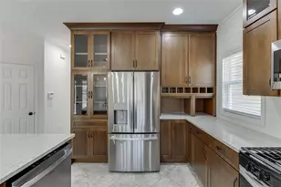 1840 Oak Tree Hollow, Alpharetta, GA 30005 - Photo 11