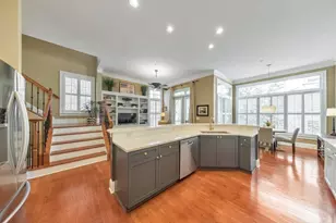 1043 Emory Parc Pl, Decatur, GA 30033 - Photo 13