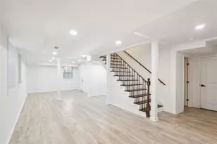 2533 Kelly Lake Rd, Decatur, GA 30032 - Photo 9