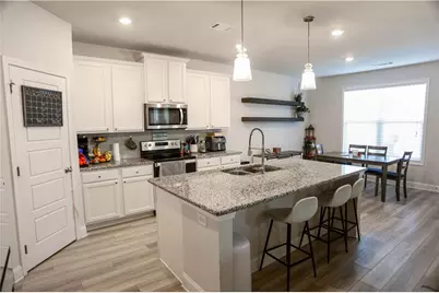 5329 Fox Hill Lane, Oakwood, GA 30566 - Photo 9