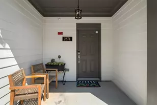 2874 Barnett Ct NW, Atlanta, GA 30318 - Photo 5