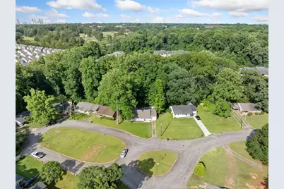 1735 Carter Circle, Atlanta, GA 30344 - Photo 27