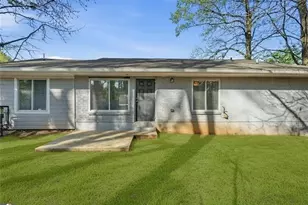 1735 Carter Cir, Atlanta, GA 30344 - Photo 29