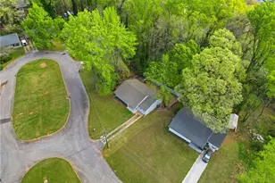 1735 Carter Cir, Atlanta, GA 30344 - Photo 35