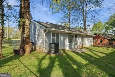 1735 Carter Circle, Atlanta, GA 30344 - Photo 31